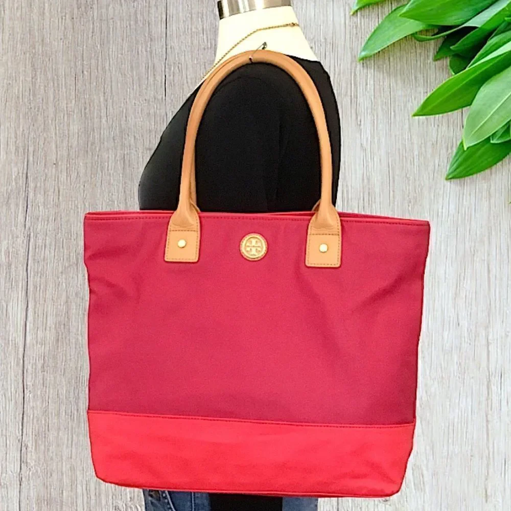 TORY BURCH RED COATED CANVAS TOTE TRAVEL, VACATION SHOPPING SCHOOL HANDBAG